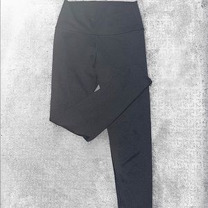 Grey athletic leggings